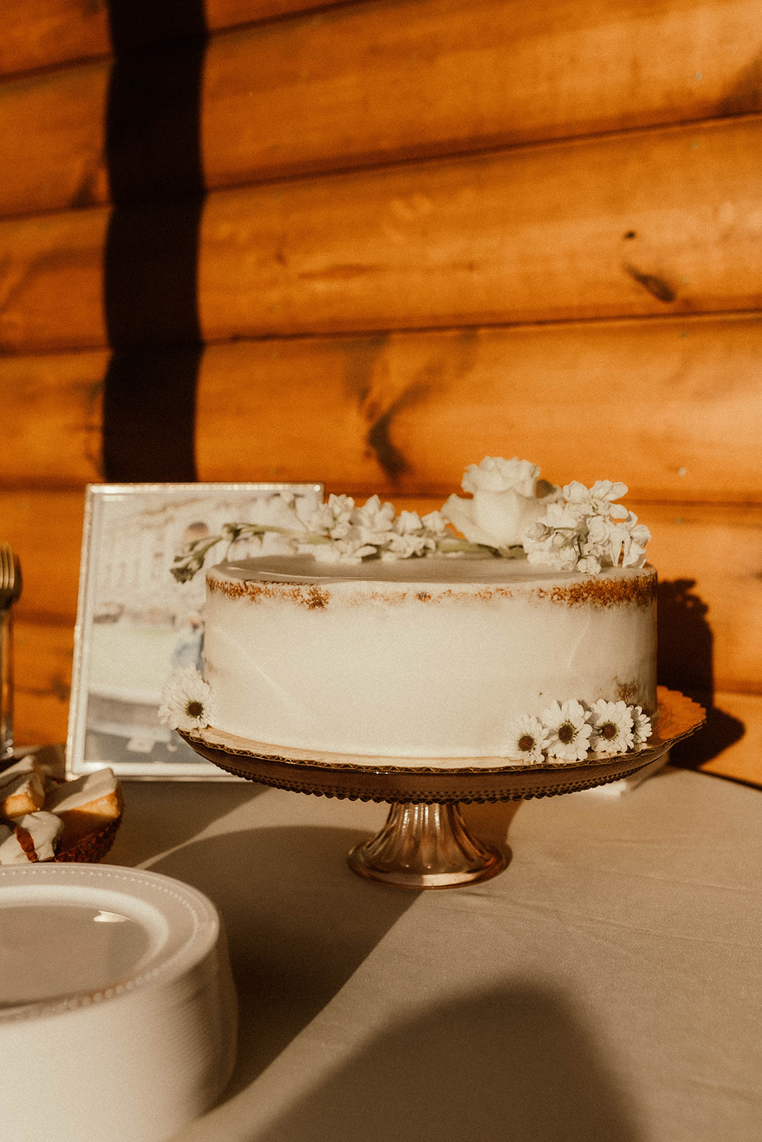 Wedding cake of a dreamy Adirondack mountain elopement