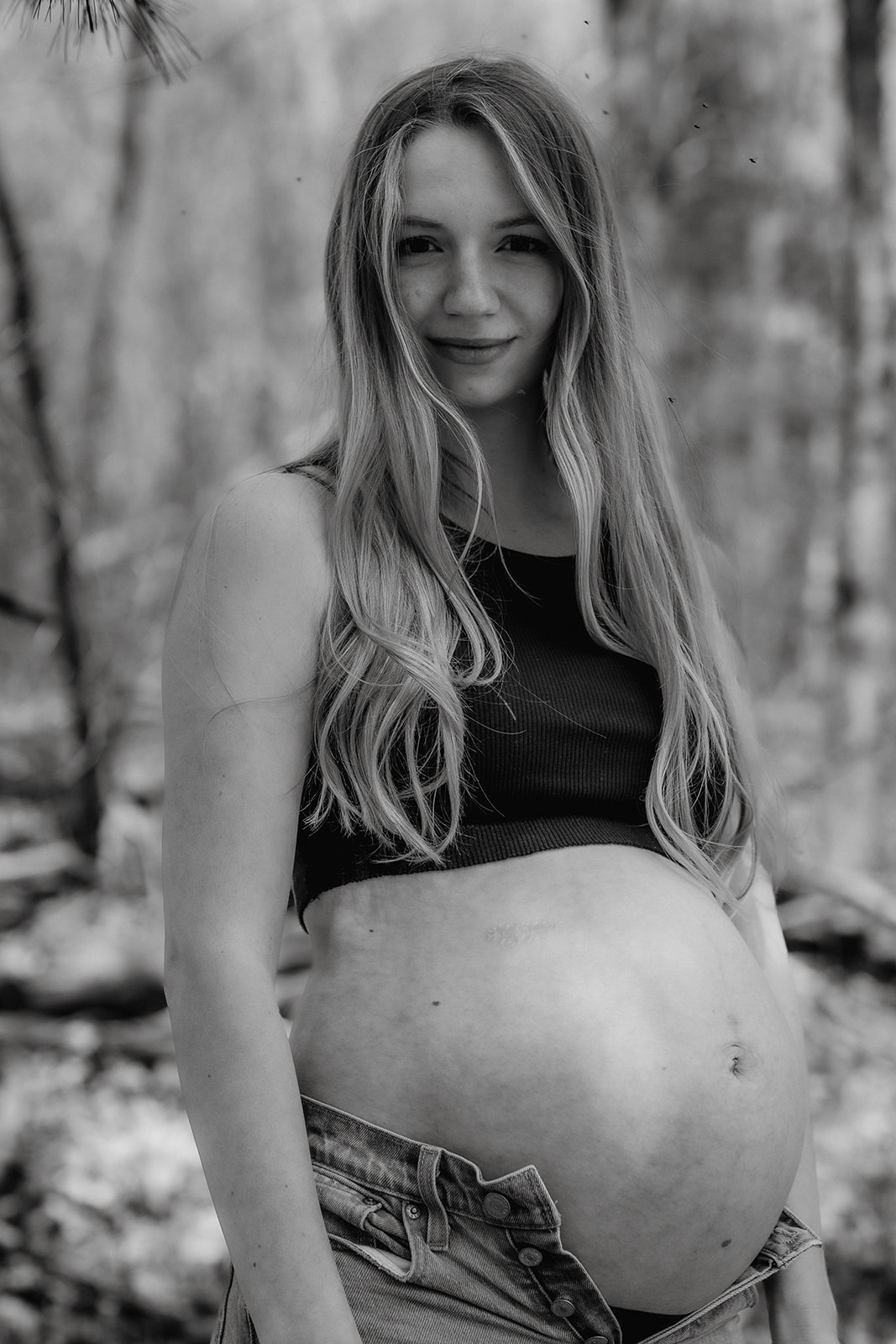 Stunning future mom poses in her dreamy maternity photos